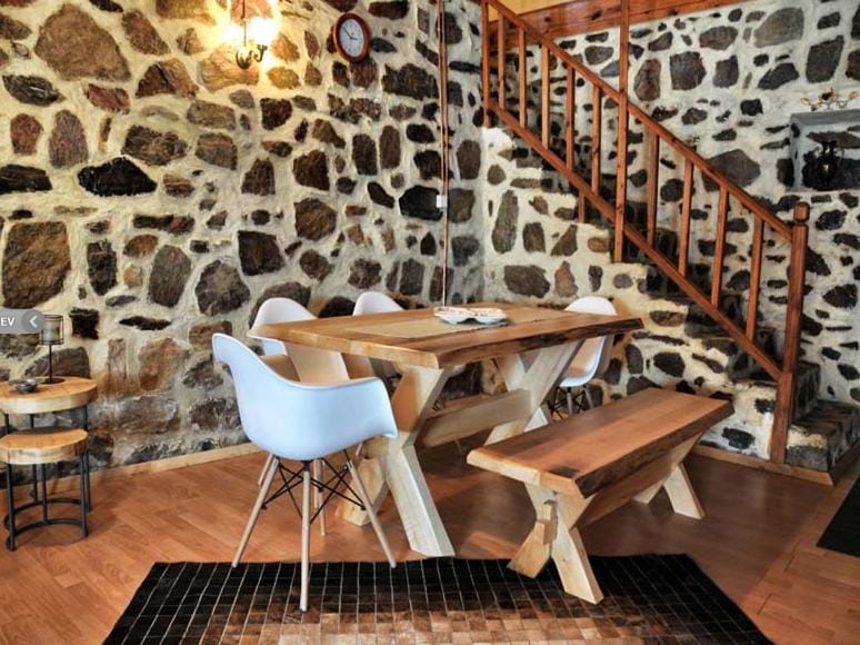 Other, Photo of the whole room, Dining area