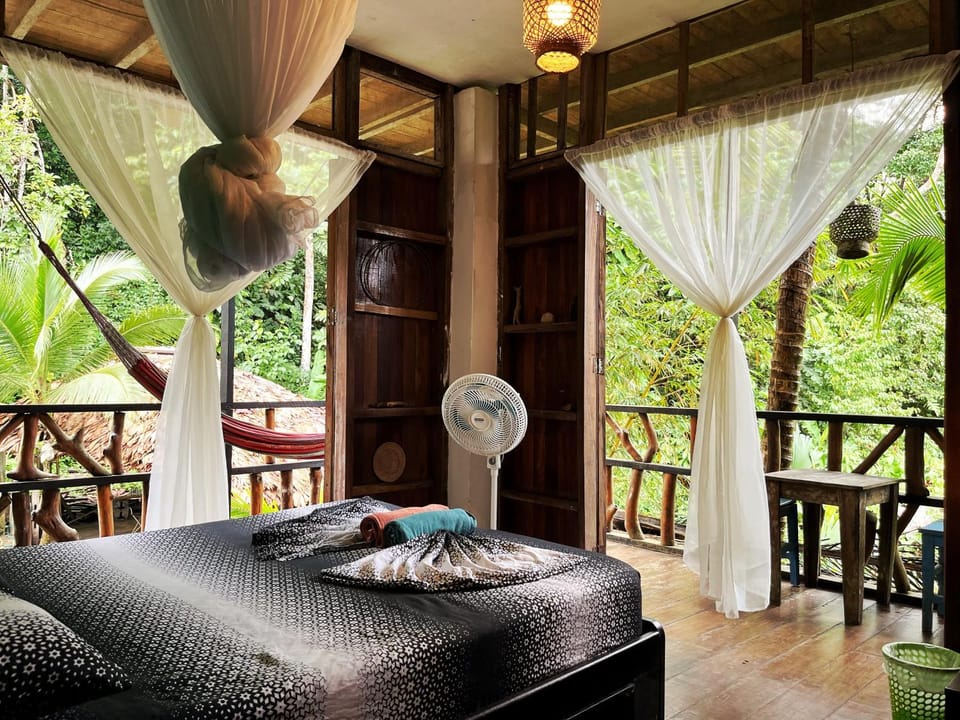 Bed, View (from property/room), Balcony/Terrace, Photo of the whole room, Bedroom