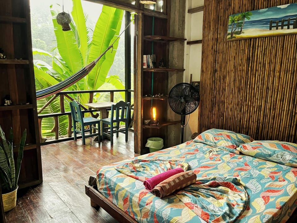 Bed, Photo of the whole room, Bedroom, Garden view