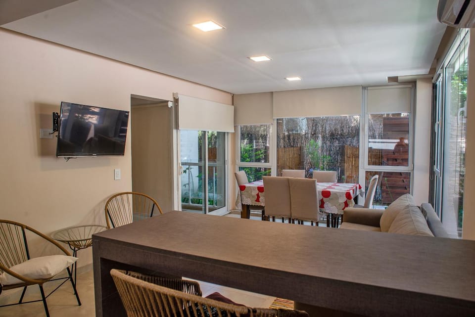 TV and multimedia, Living room, Dining area