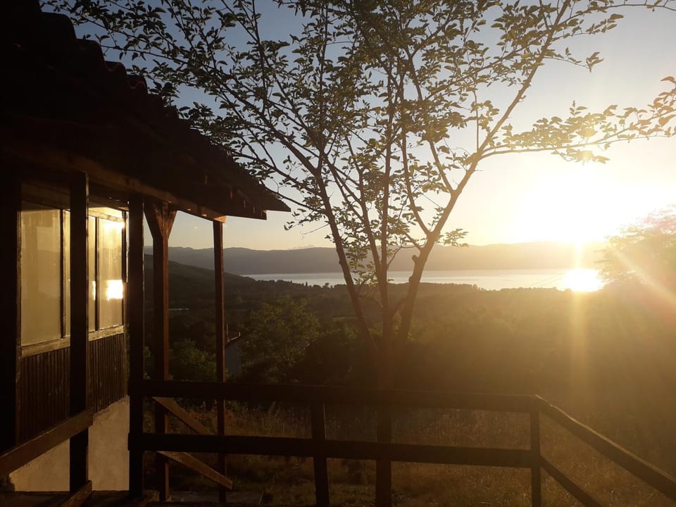 Day, Natural landscape, View (from property/room), Balcony/Terrace, Lake view, Mountain view, Sunset