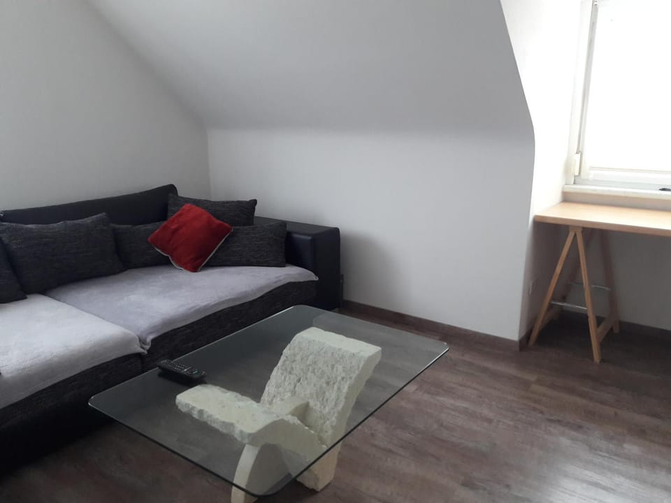 Bed, Living room, Seating area