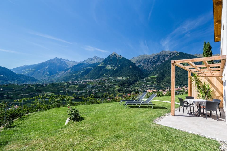 View (from property/room), Balcony/Terrace