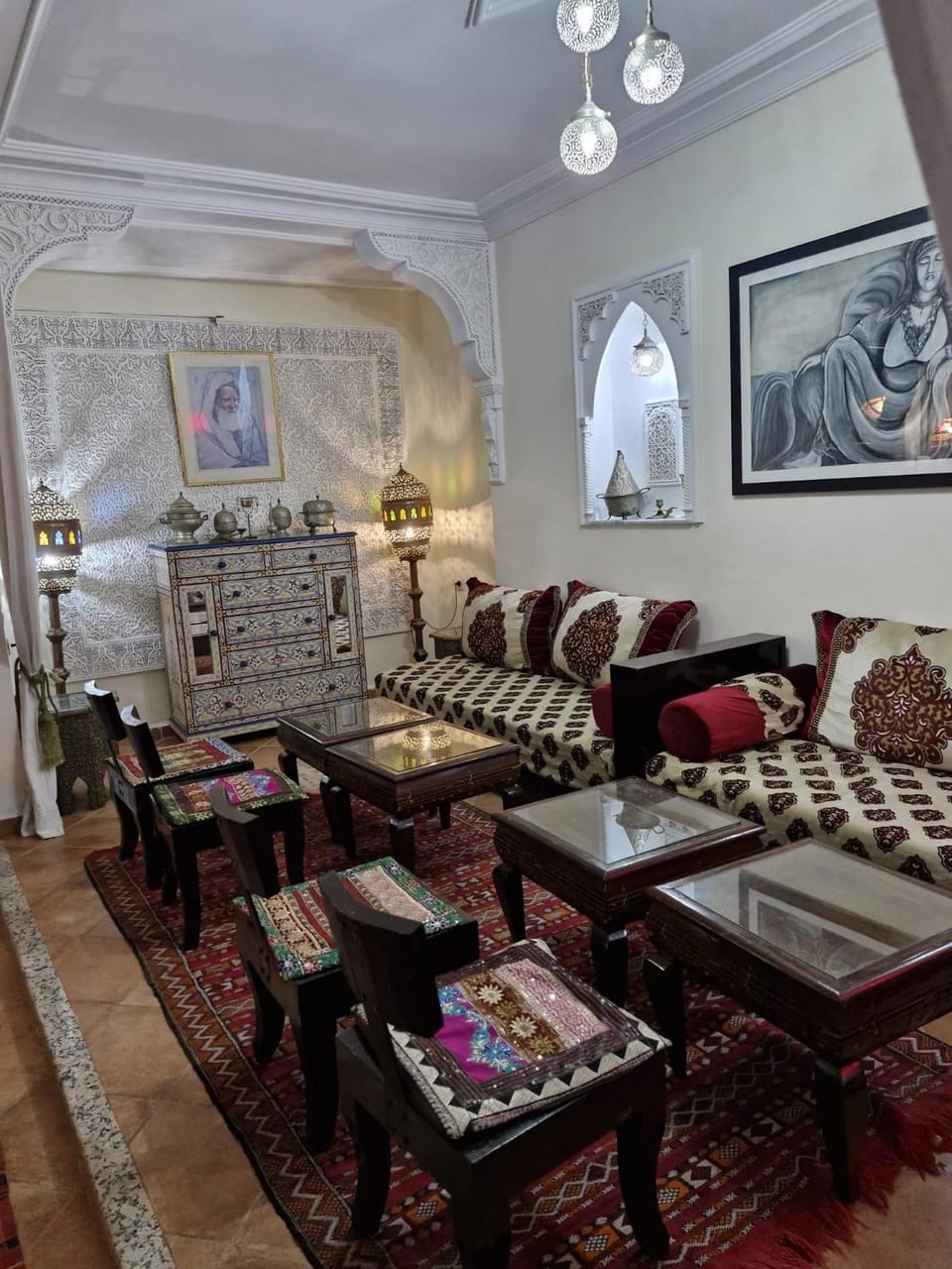 Property building, Living room