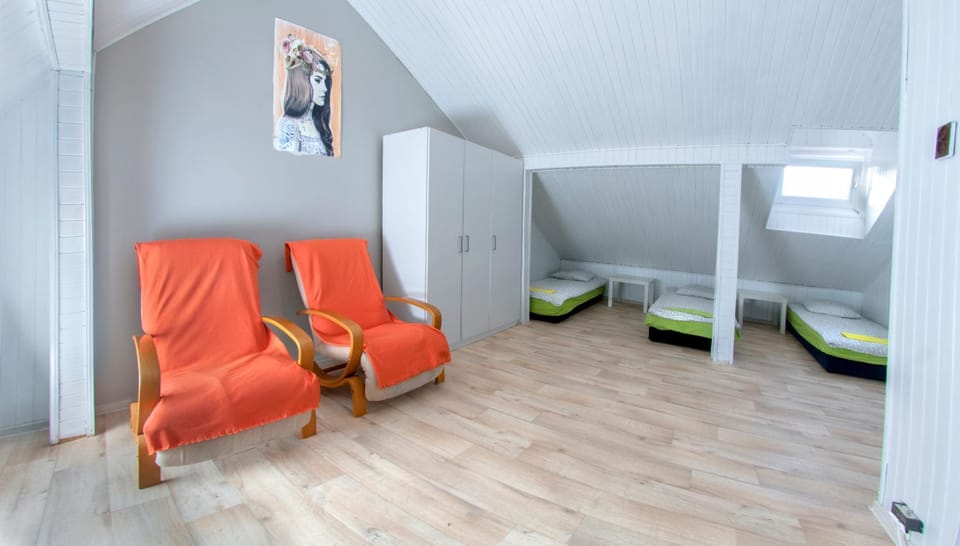 Bed, Photo of the whole room