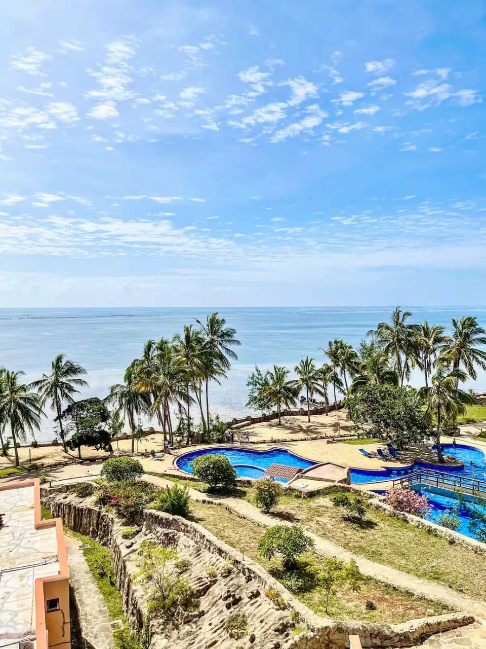 View (from property/room), Pool view, Sea view, Sea view, Swimming pool