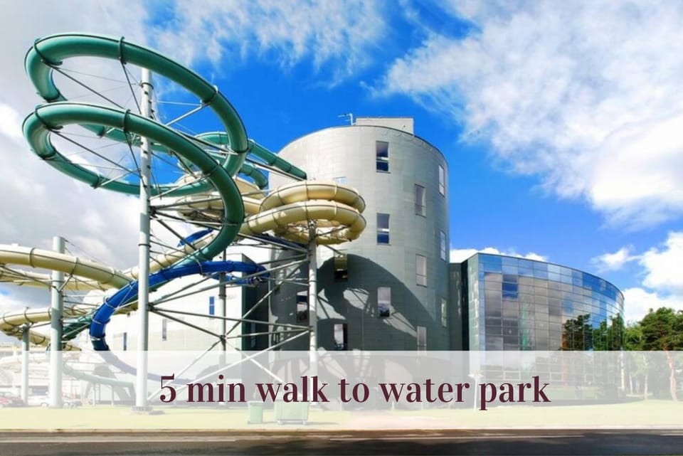 Aqua park, Location