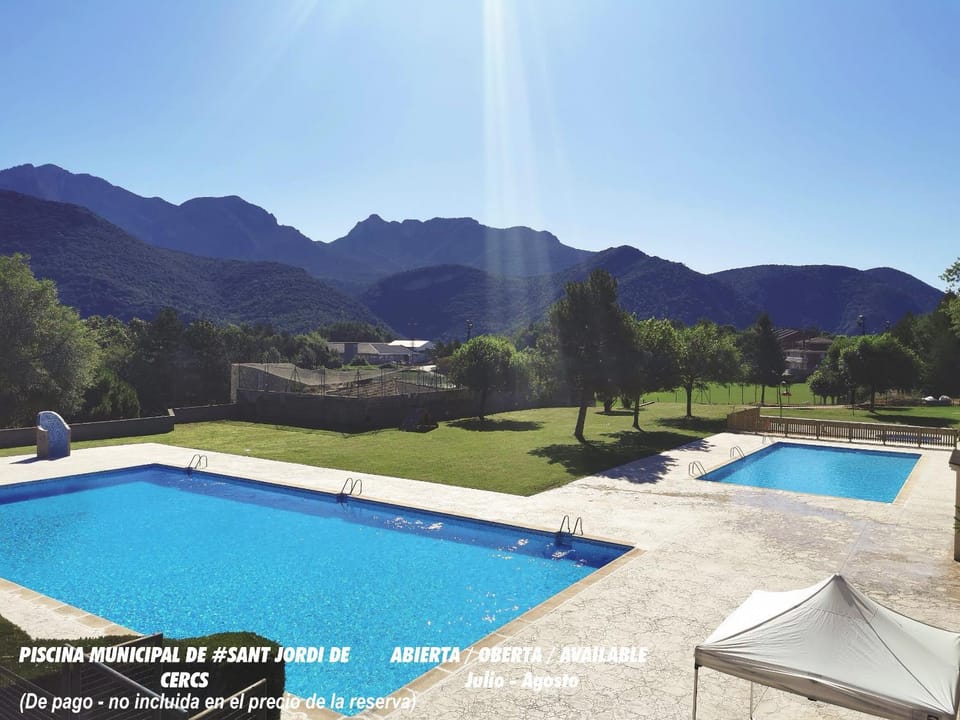 Off site, Summer, Swimming pool, Swimming pool