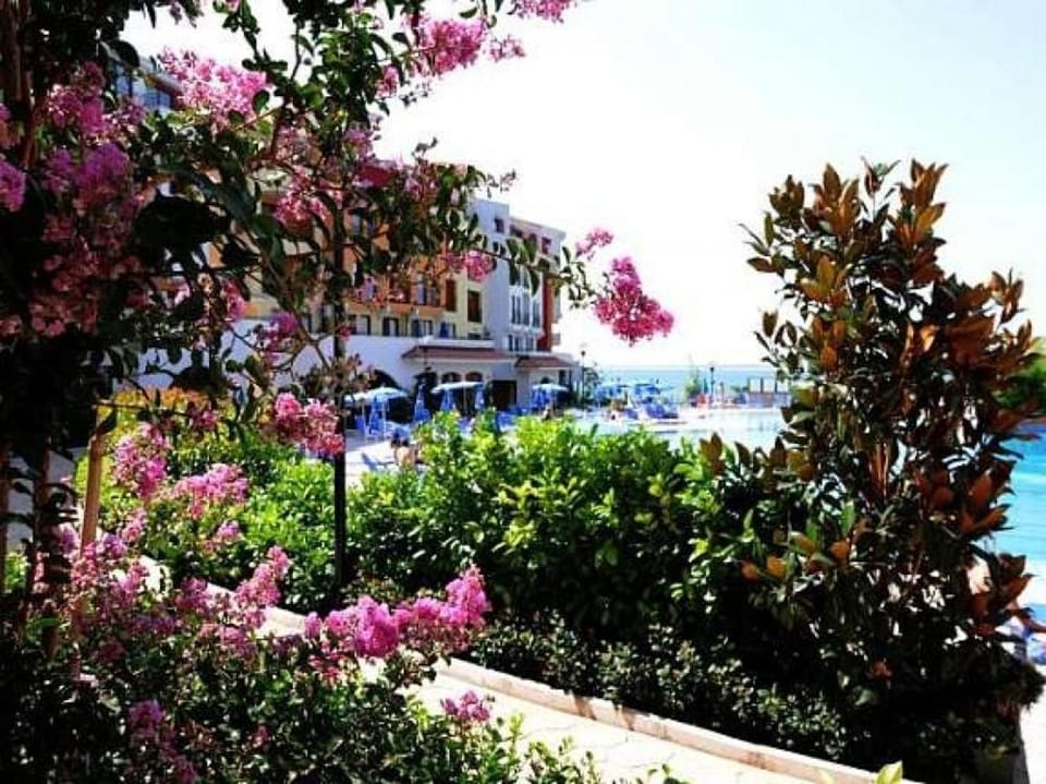 Property building, Sea view