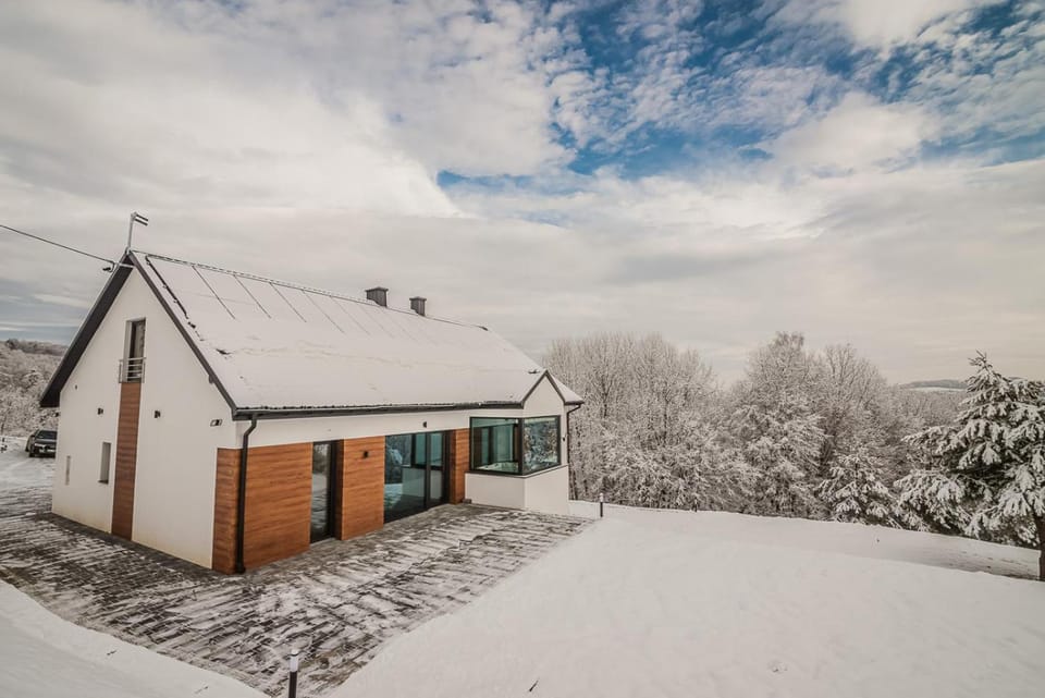 Property building, Winter, Mountain view