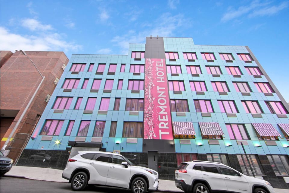 TREMONT HOTEL BRONx-GRAND OPENING Hotel in Bronx