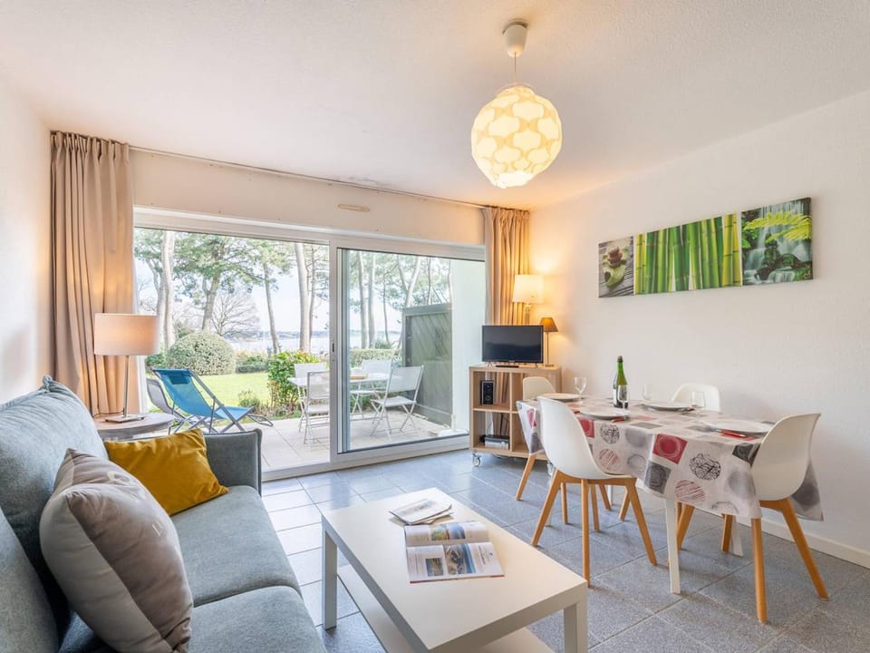 Appartement cosy avec parking à La Trinité-sur-Mer - FR-1-477-34 Apartment in Carnac