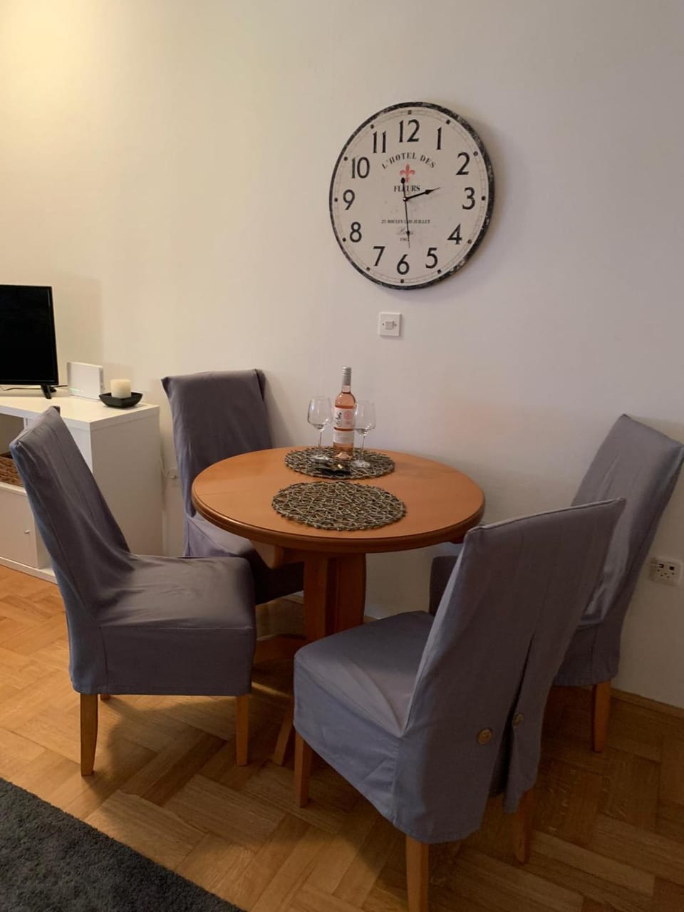 Seating area