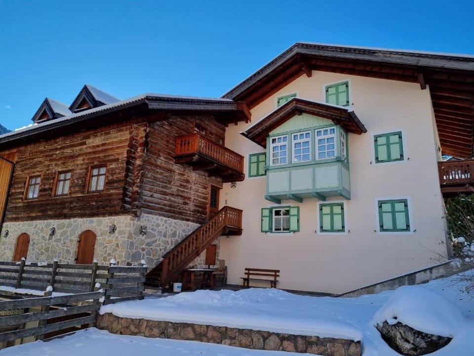 Property building, Winter