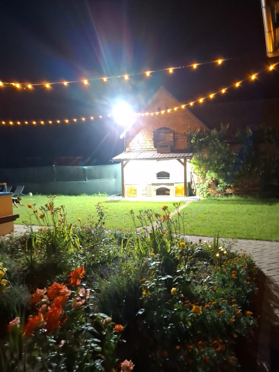 BBQ facilities, Garden view