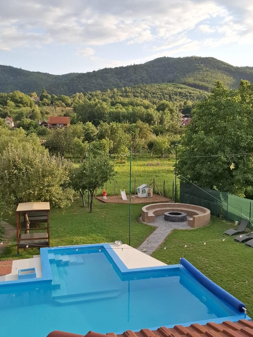 Natural landscape, Garden view, Mountain view, Pool view