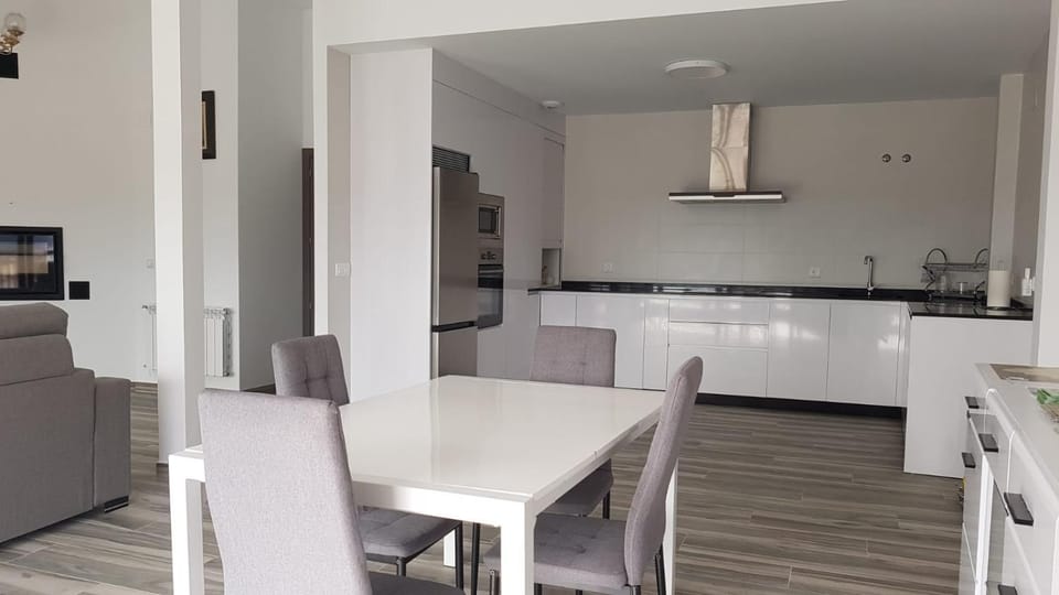 Kitchen or kitchenette, Living room, Dining area, stove