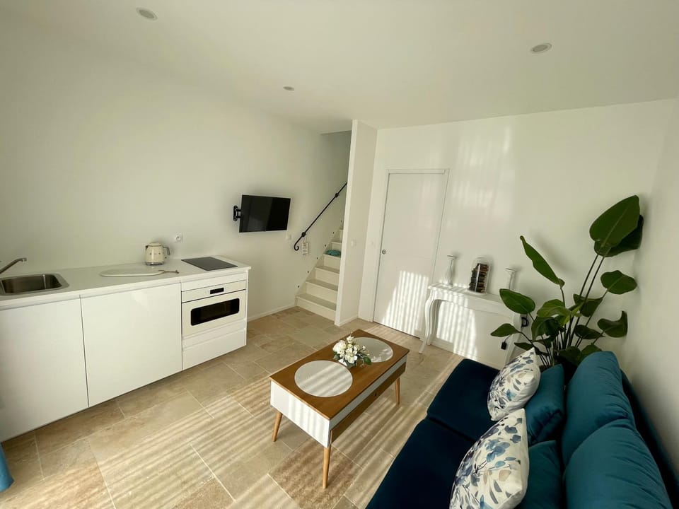 TV and multimedia, Kitchen or kitchenette