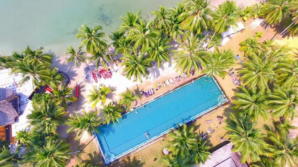 Swimming pool