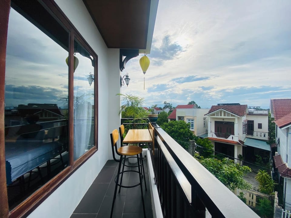 View (from property/room), Balcony/Terrace