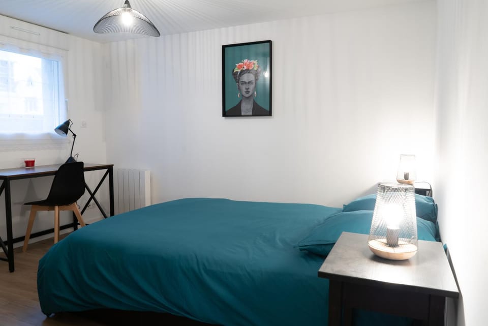 Bel appartement idéalement placé Saint-Brieuc, wifi, parking gratuit Apartment in Brittany