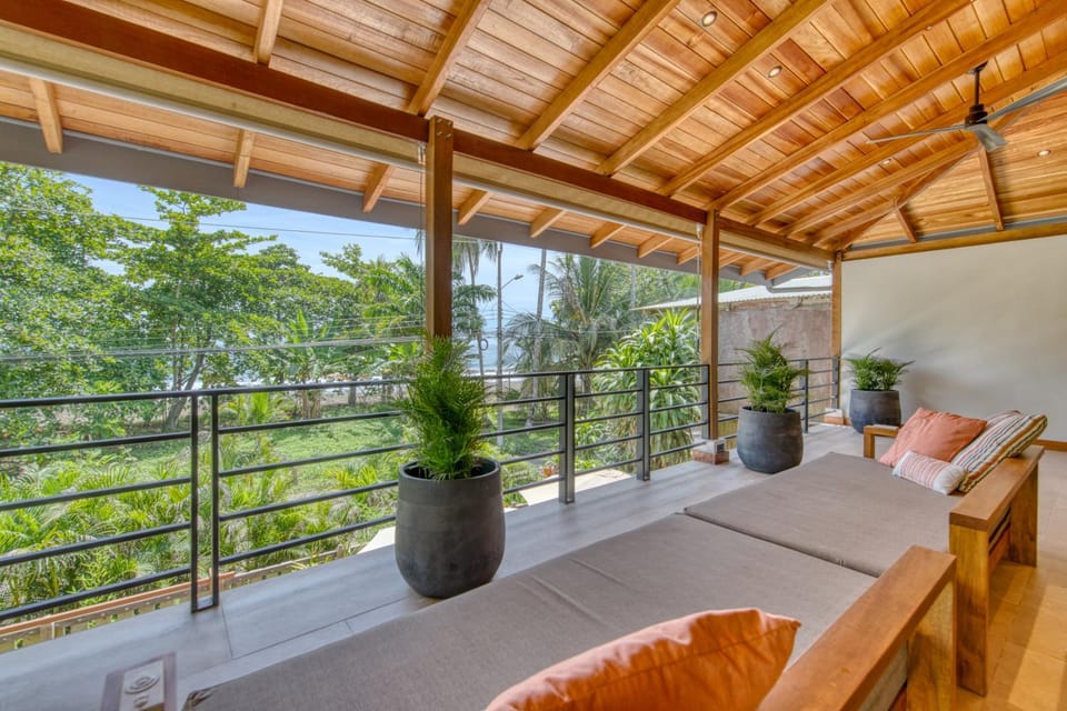 Balcony/Terrace, Garden view