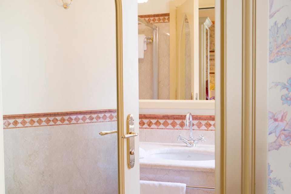 Bathroom, Other, Area and facilities