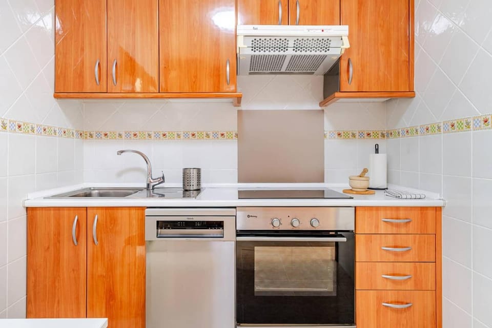Kitchen or kitchenette, dishwasher, stove, kitchen