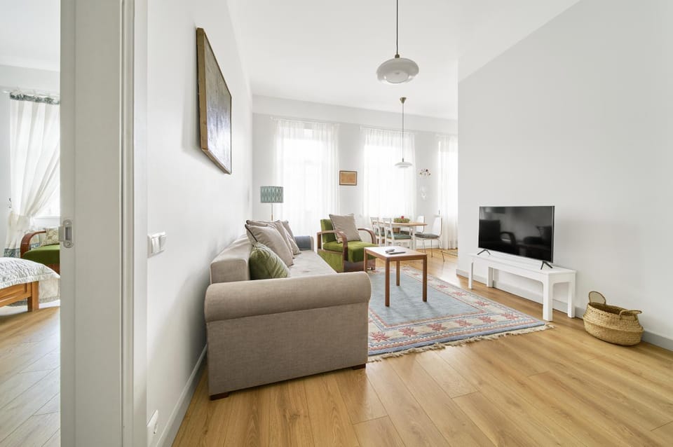 Bright and Warm Apartment, Vilnius City Centre Apartment in Vilnius