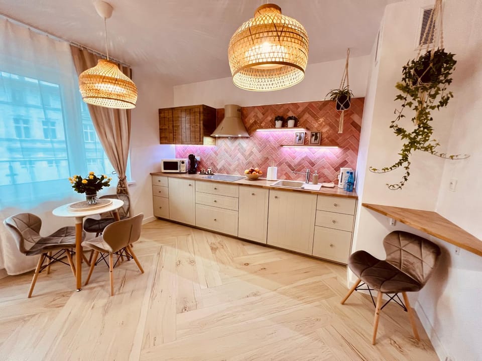 Sunset Apart Apartment in Lower Silesian Voivodeship