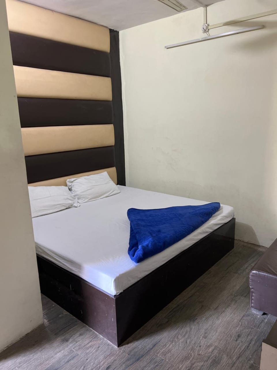 Hotel Abhishek Hotel in Uttar Pradesh