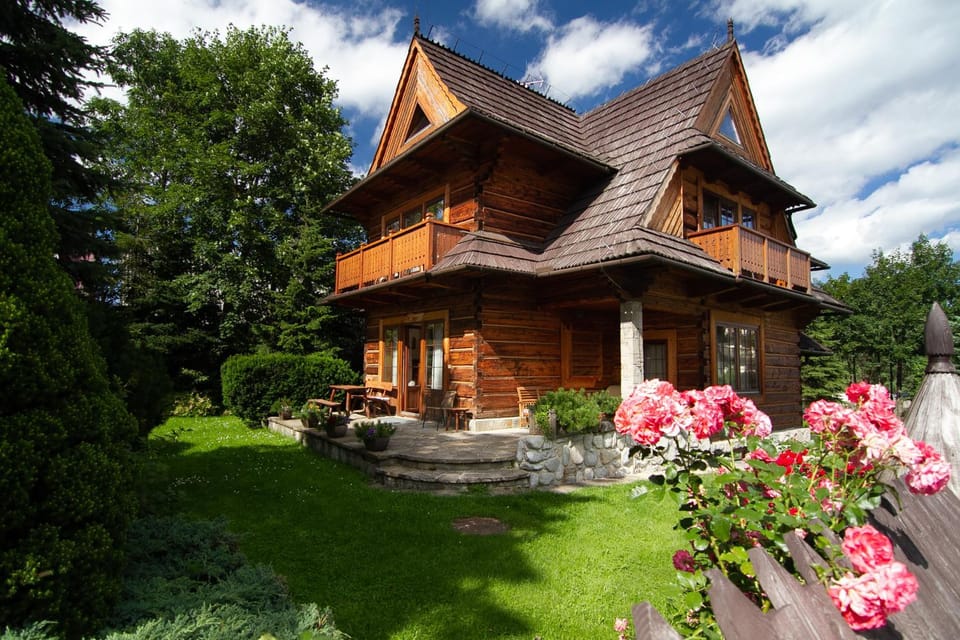 Property building, Garden