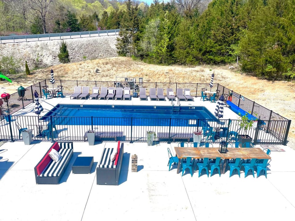 Patio, Swimming pool