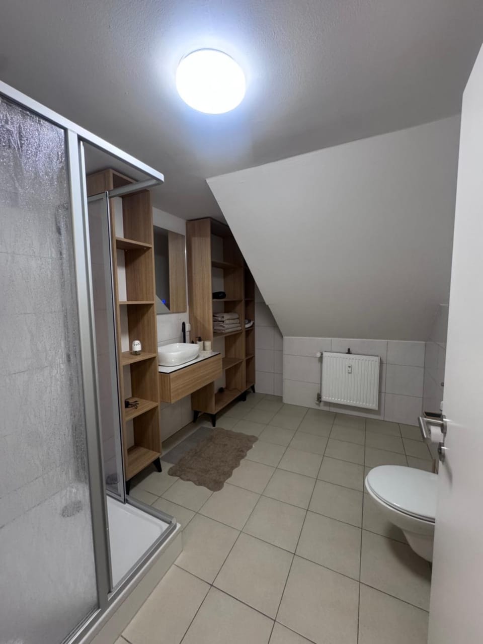 Shower, Toilet, Bathroom