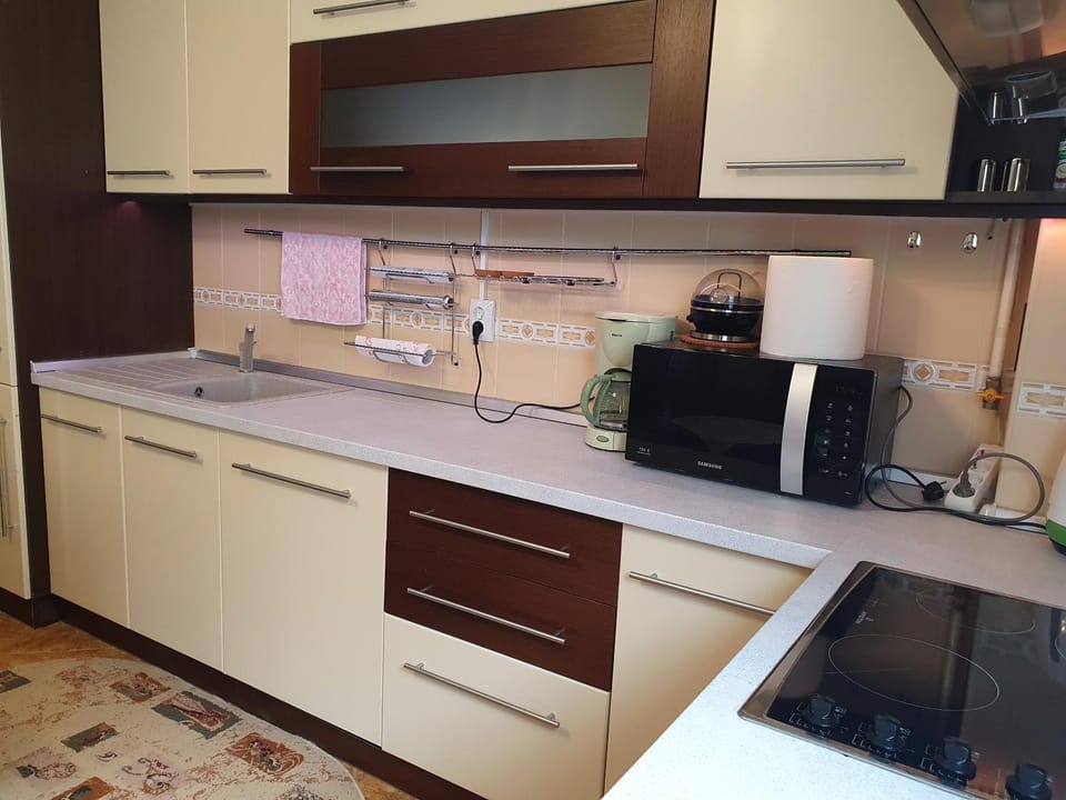 Coffee/tea facilities, Kitchen or kitchenette