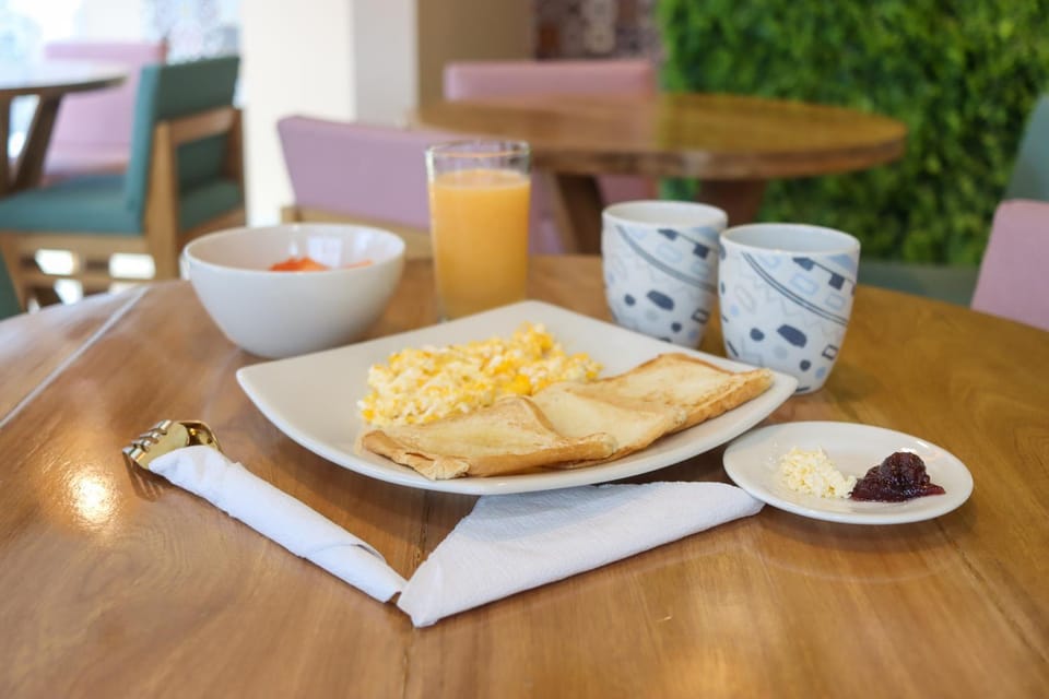 Food and drinks, Food, Breakfast