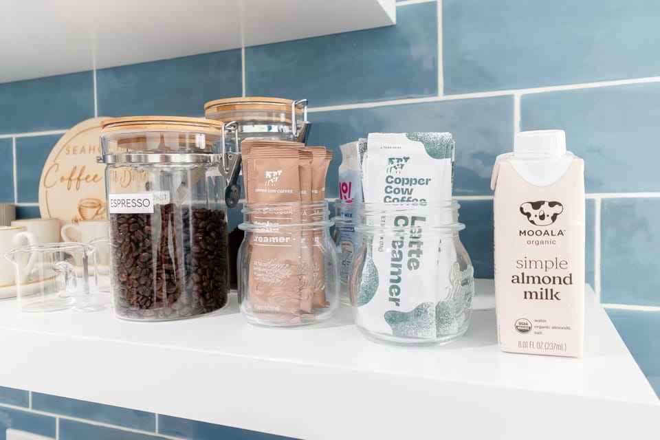 Coffee/tea facilities, Kitchen or kitchenette, kitchen
