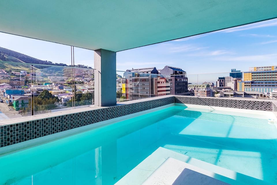 Day, Natural landscape, City view, Mountain view, Pool view, Swimming pool