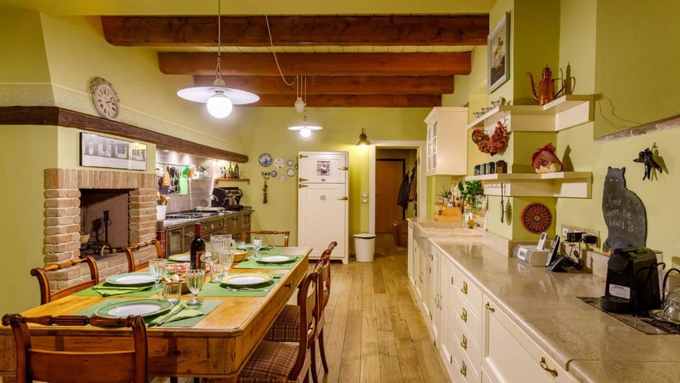 La Tana del Ghiro 18, Emma Villas Villa in Emilia-Romagna