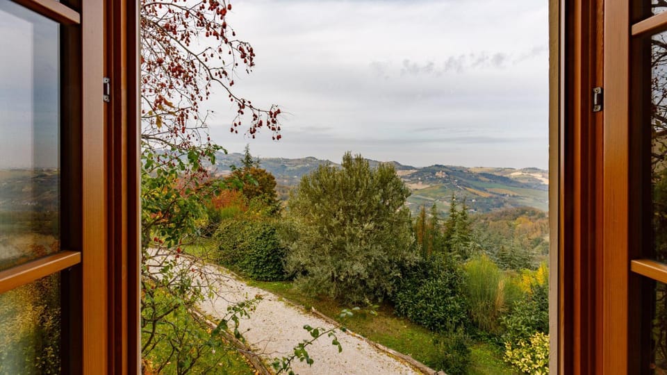 La Tana del Ghiro 18, Emma Villas Villa in Emilia-Romagna