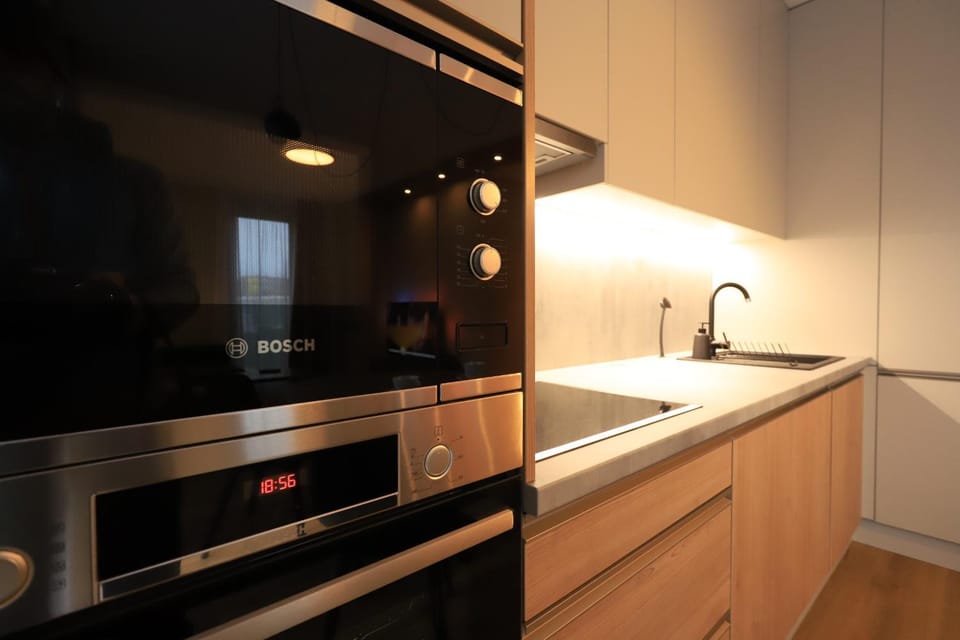 dishwasher, microwave, oven, stove, kitchen