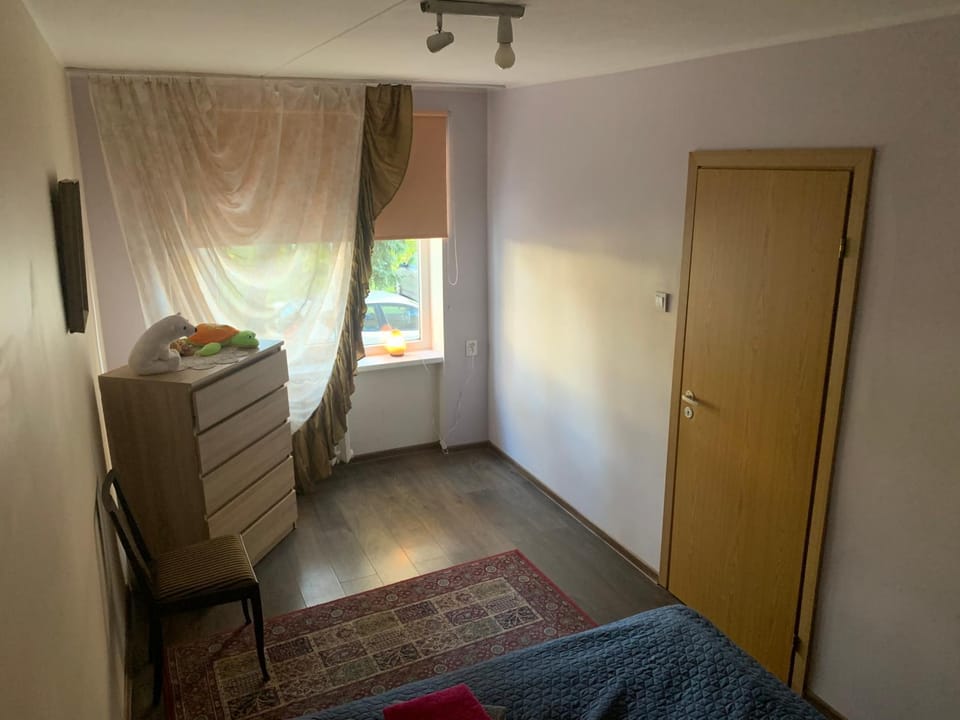 Nice - 2-bedroom - 3 big beds Rahu Apartment in Estonia