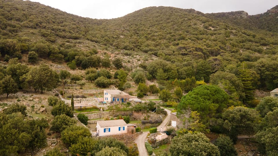 Natural landscape, Bird's eye view, Mountain view, Mountain view, Location