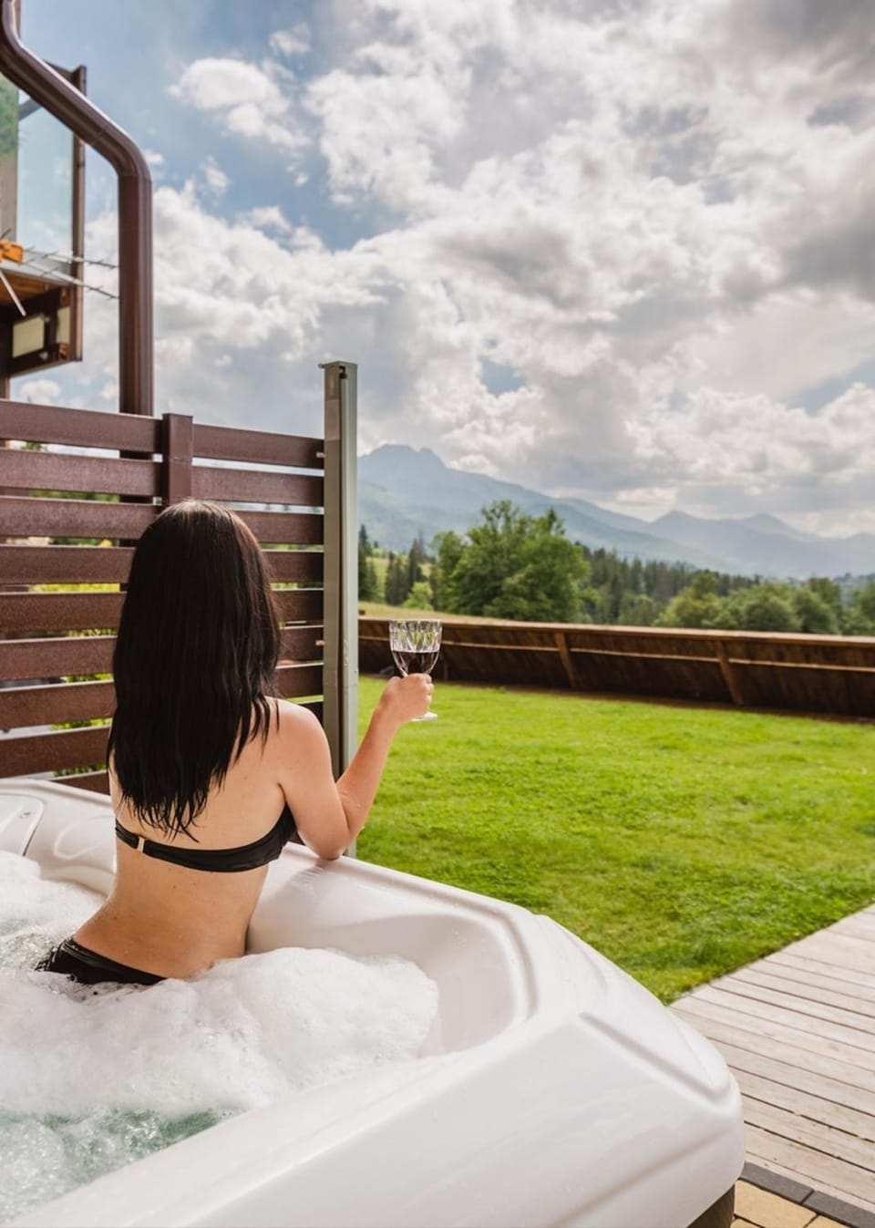 Hot Tub, Mountain view