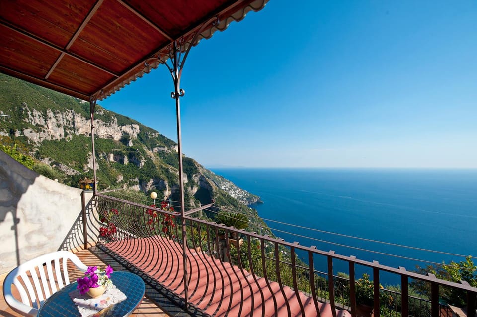 View (from property/room), Balcony/Terrace, Mountain view, Sea view