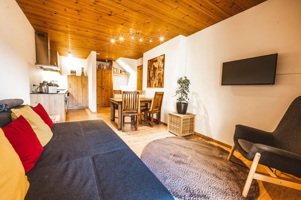Ferienwohnung 1 2 3 (Curuna) Apartment in Canton of Grisons