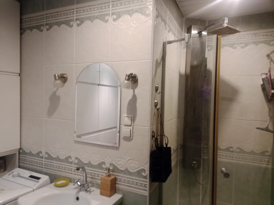 Pokój w domu z dużym ogrodem Vacation rental in Krakow