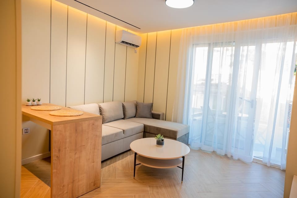 Seating area, air conditioner