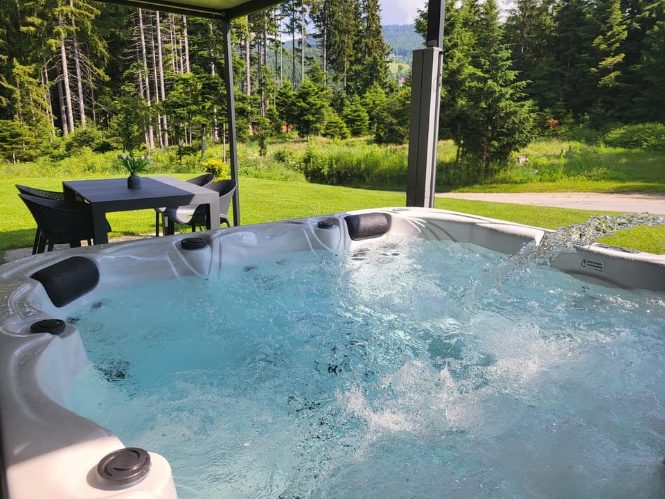 Hot Tub, Spa and wellness centre/facilities, Swimming pool