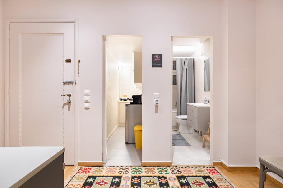 Bathroom, Kitchen or kitchenette